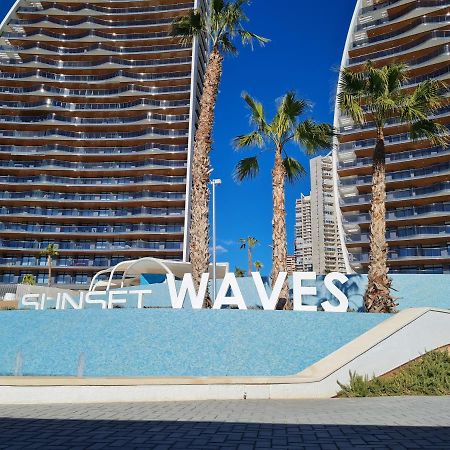Sunny Morning Of Costa Blanca - Sunset Waves Benidorm Appartement Buitenkant foto